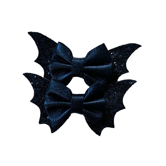Sparkly Bat Bow Halloween Hair Clips 2 Pcs - Picture 7 of 11